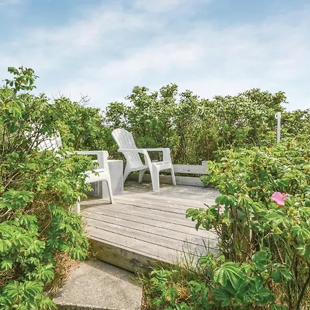 펜션 Three-bedroom In