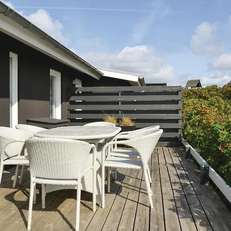 Three-bedroom In 펜션 Fanø